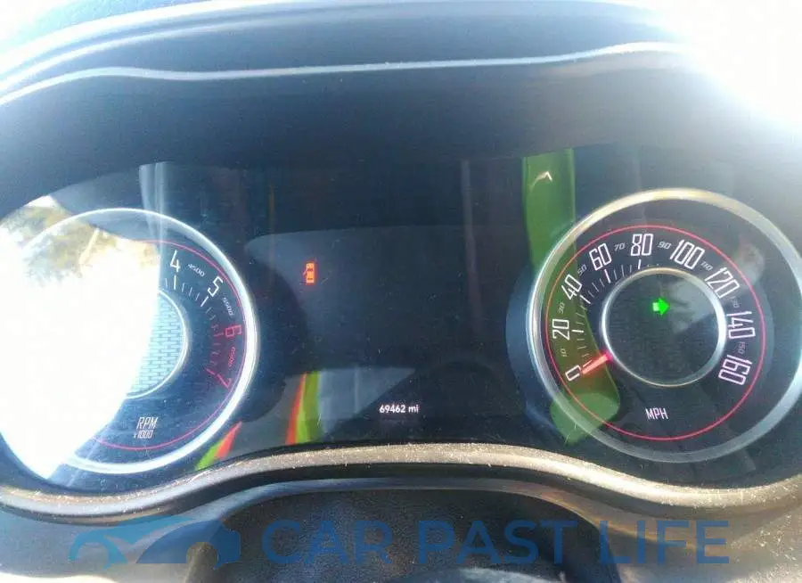 2C3CDZAT2FH878438# 7