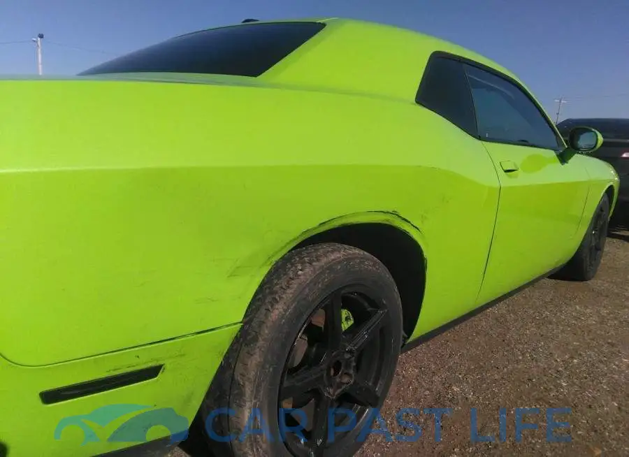 2C3CDZAT2FH878438# 6