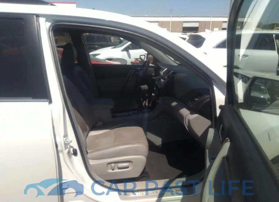 5TDYK3EH2DS105557# 5