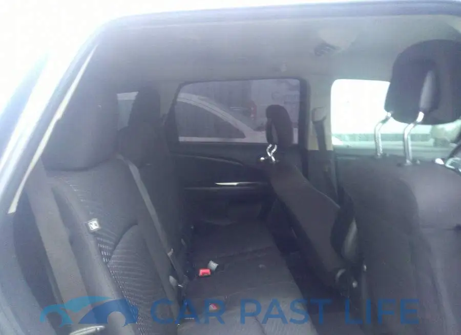 3C4PDCAB0HT552519# 8