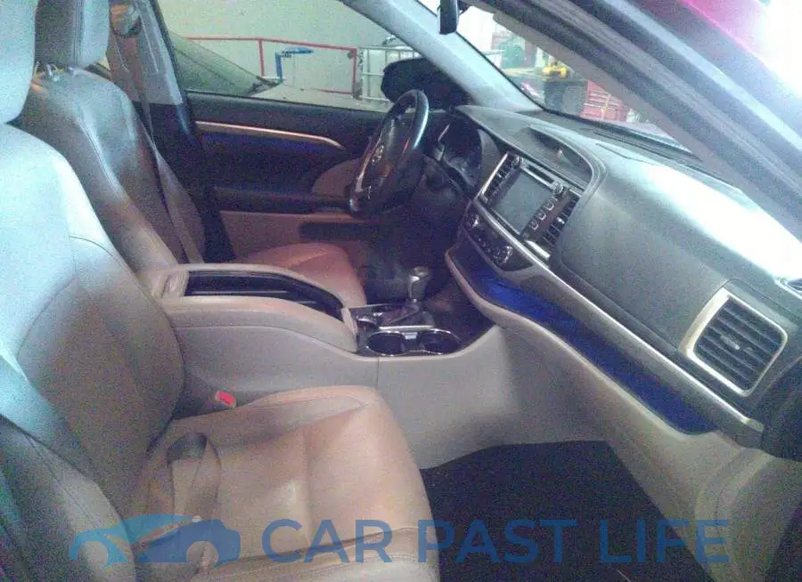 5TDYZRFH1HS209735# 5