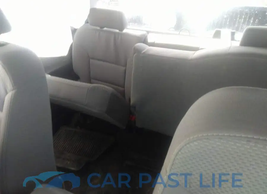 1GT12NEY6KF124736# 8