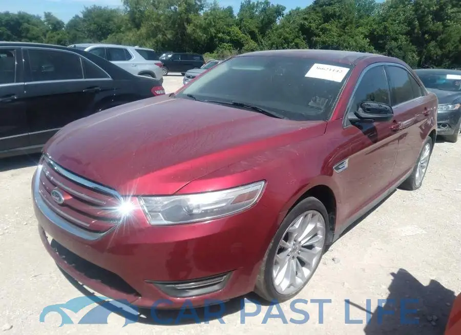 1FAHP2F82EG105747# 2