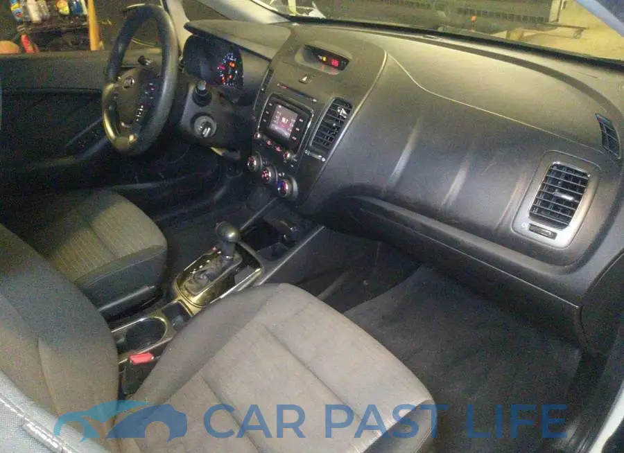 3KPFL4A72HE086080# 5