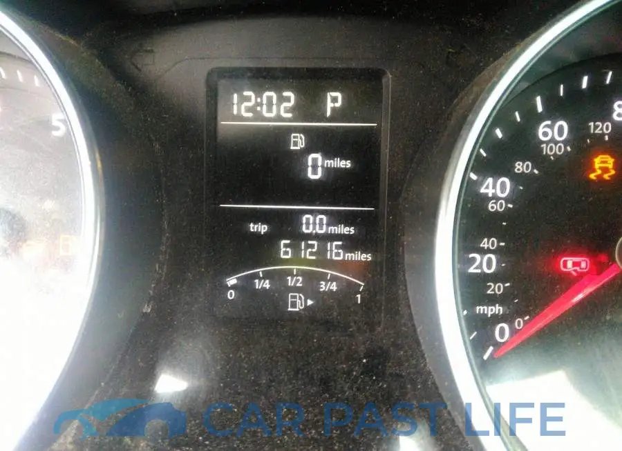 3VW2B7AJ0JM236100# 7
