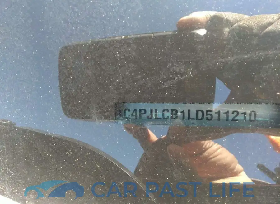 1C4PJLCB1LD511210# 9