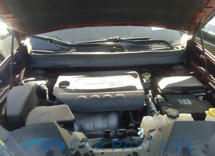 1C4PJLLB2LD574008# 10