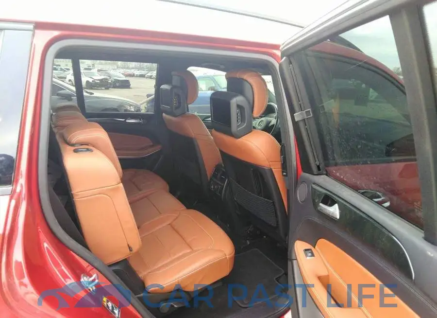 4JGDF7DE8JB126929# 8