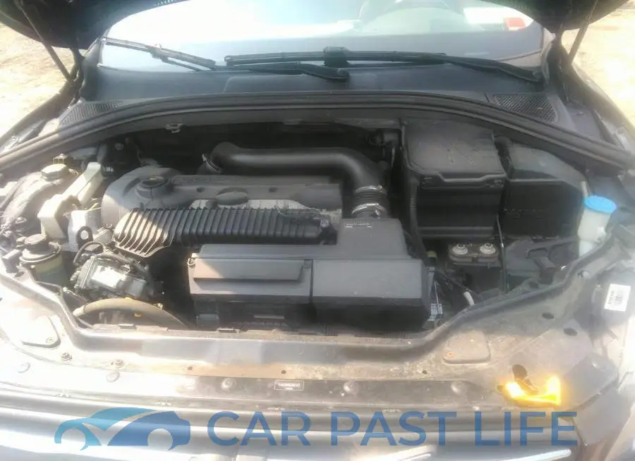 YV4612RM9G2865425# 10