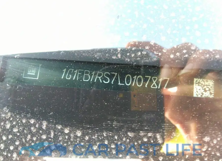 1G1FB1RS7L0107817# 9
