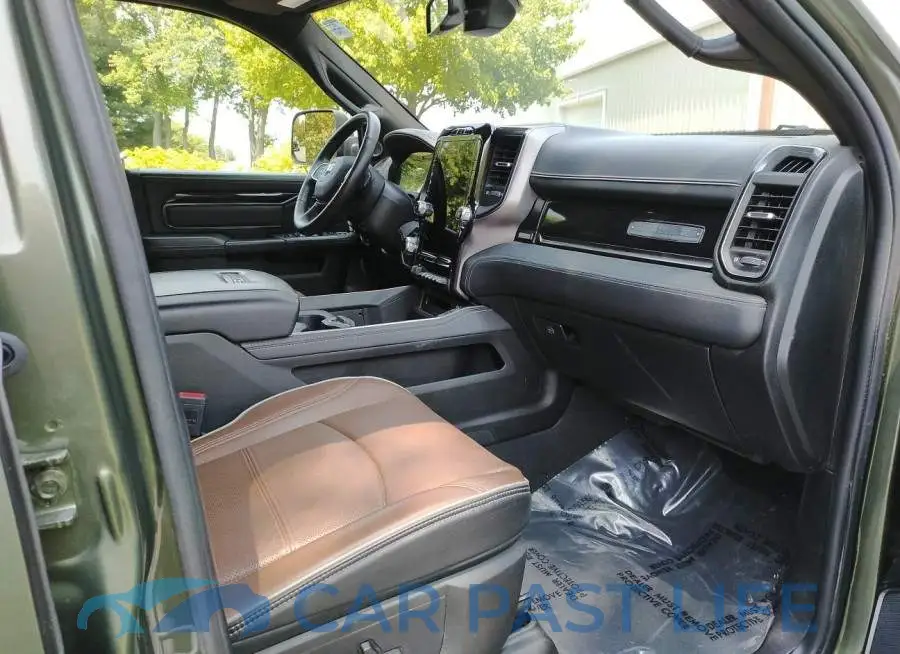 3C6TR5EJ1MG633696# 5