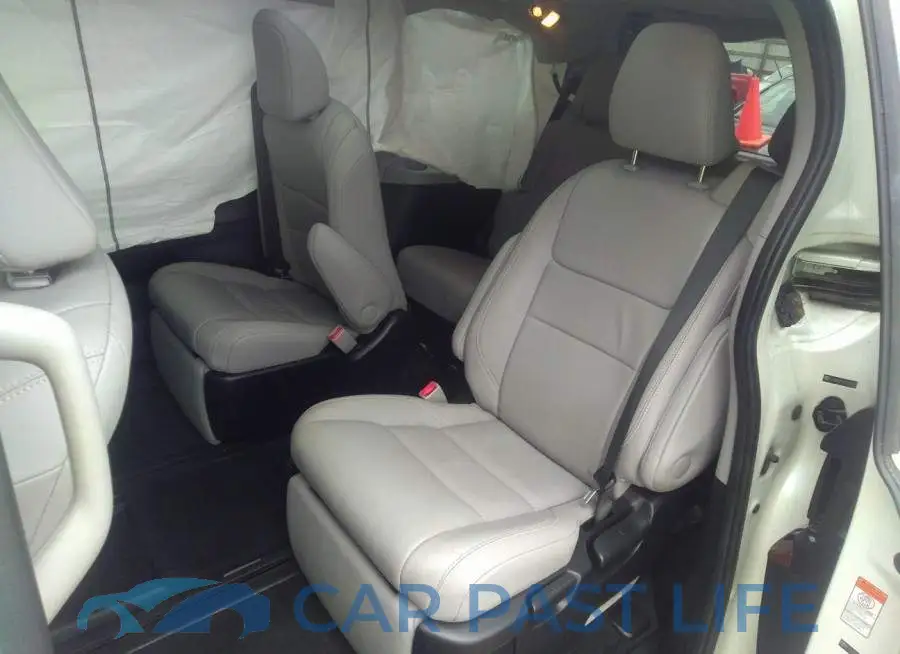 5TDYK3DC4FS589465# 8