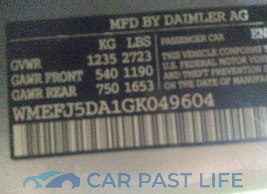 WMEFJ5DA1GK049604# 9