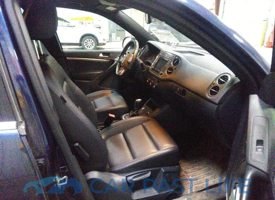 WVGBV7AX8GW597660# 5
