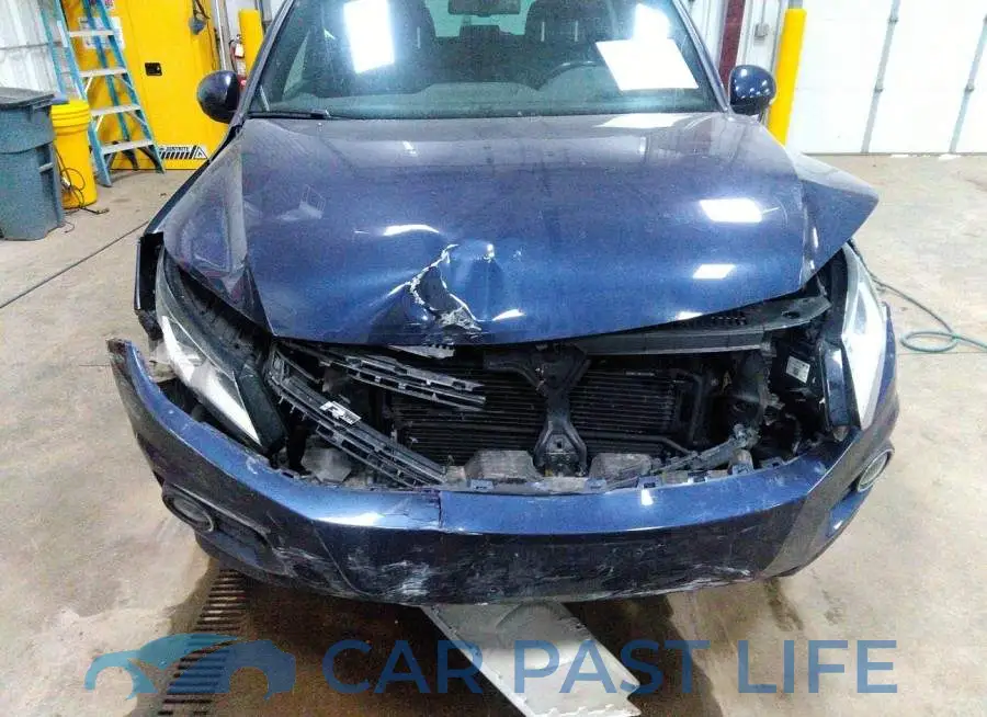 WVGBV7AX8GW597660# 6