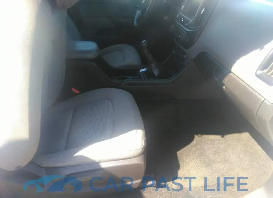 1GCHSBEA5J1123086# 5
