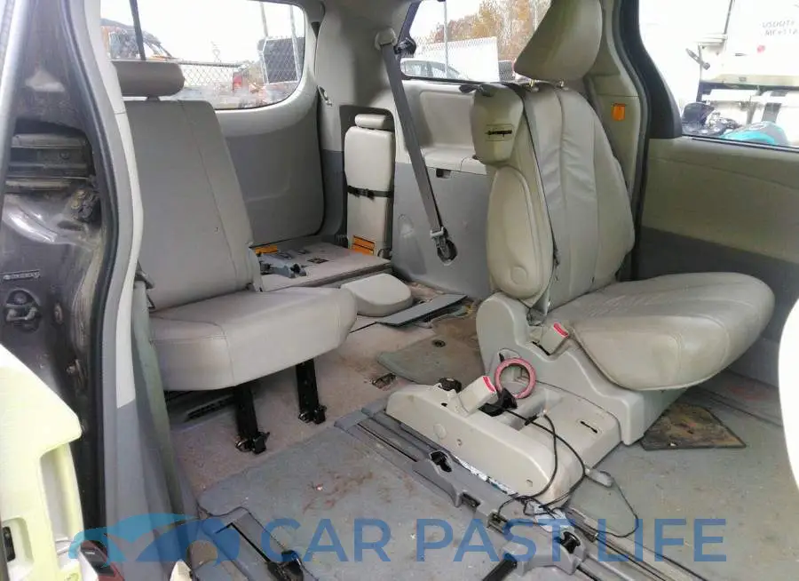 5TDYK3DC9DS387850# 8