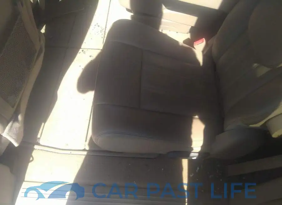 2C4RC1CG8DR569168# 8