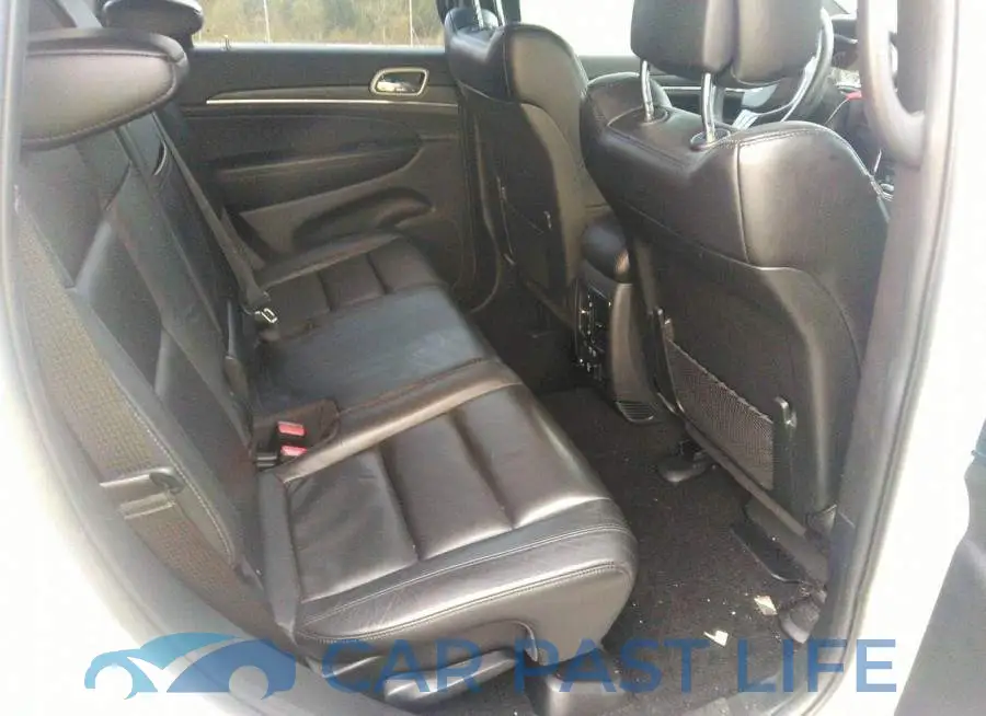 1C4RJFBG6LC211255# 8