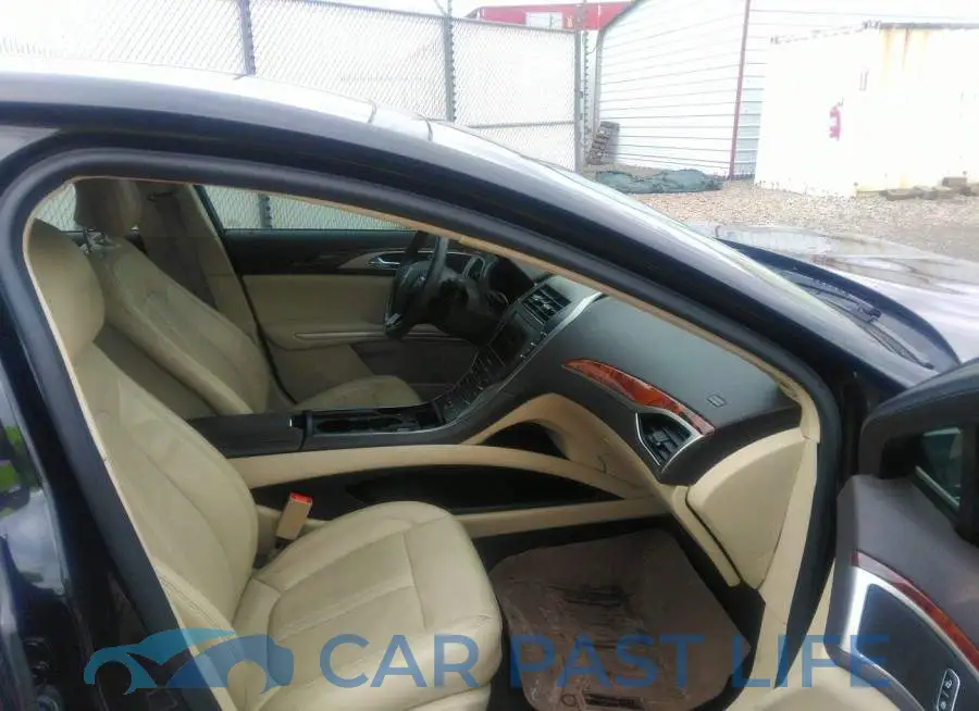 3LN6L2J92ER800179# 5