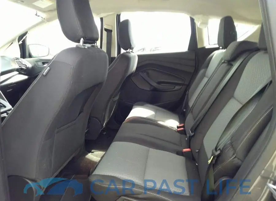 1FADP5AU9JL100163# 8
