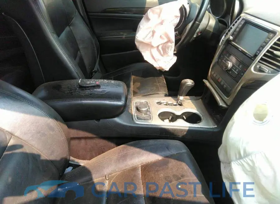 1C4RJFAT3DC569039# 5