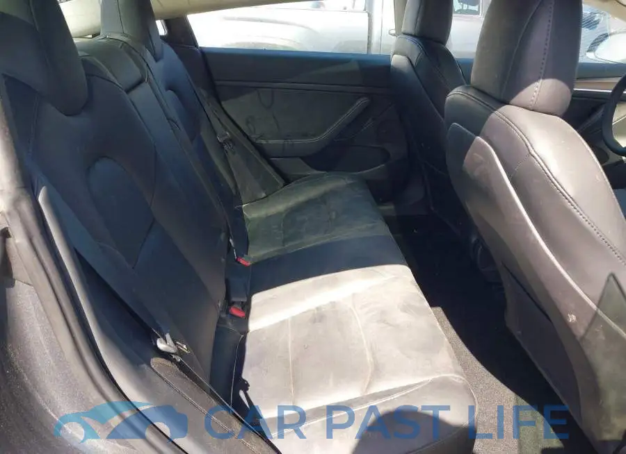 5YJ3E1EAXPF431754# 8