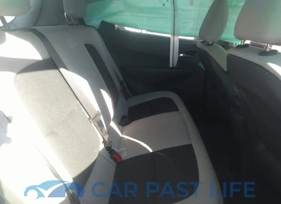 1G1FW6S07J4109275# 8