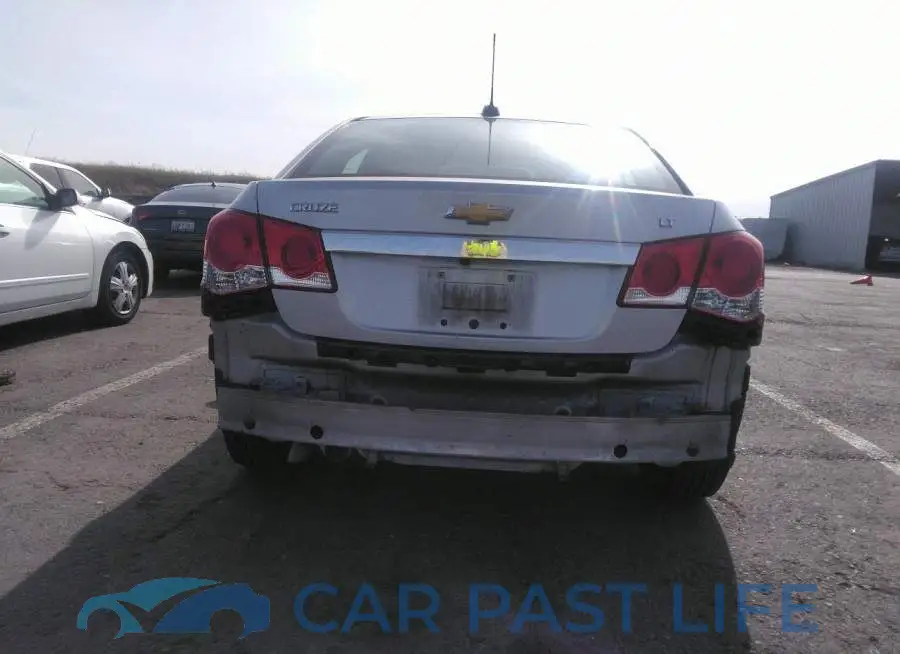 1G1PE5SB3G7229942# 6