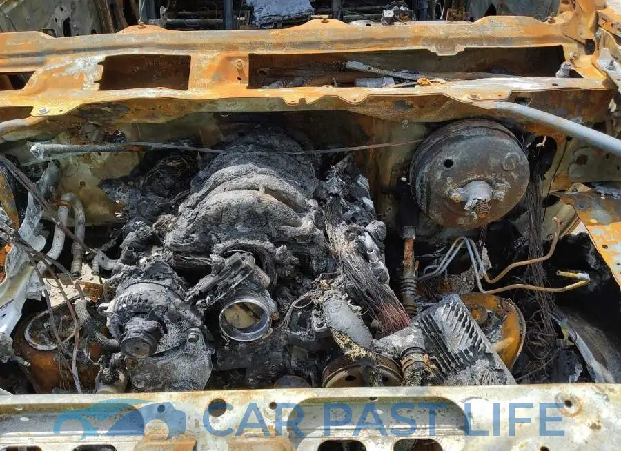 1GCVKNEC4JZ137973# 10