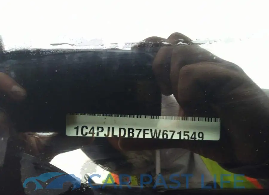 1C4PJLDB7FW671549# 9