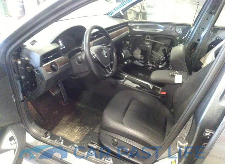 1VWCA7A30LC025802# 5