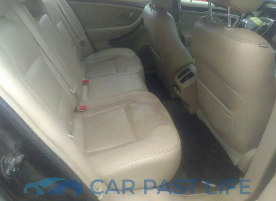 1FAHP2J81EG109909# 8