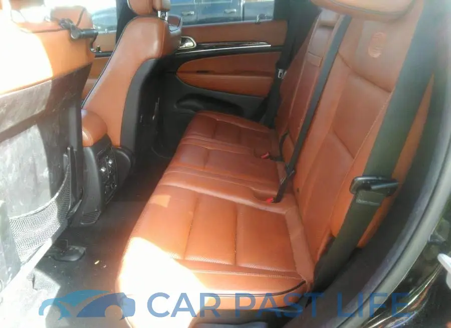 1C4RJFCT5DC640500# 8