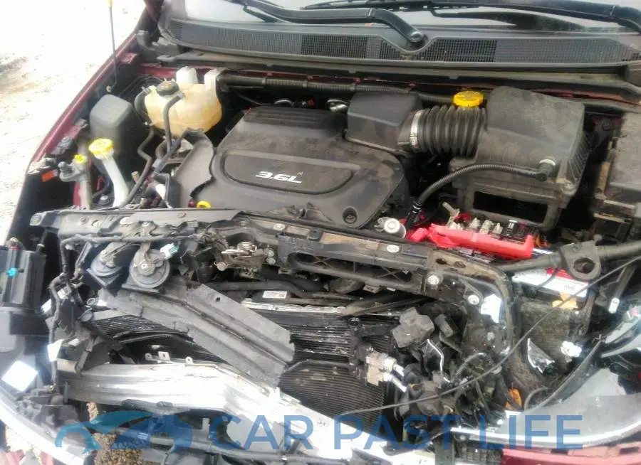 2C4RC1EG1JR101419# 10