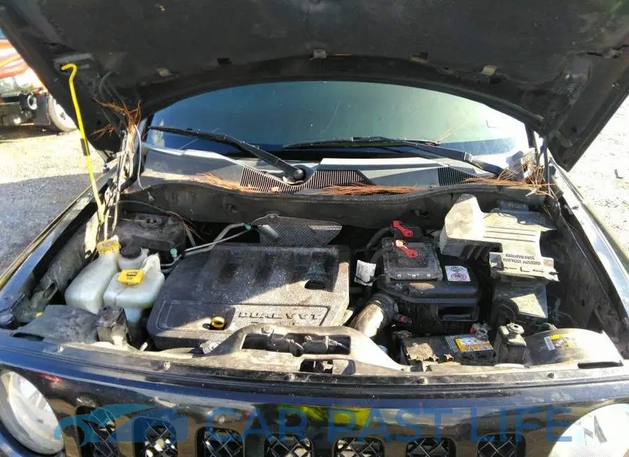 1C4NJPBB0FD400460# 10