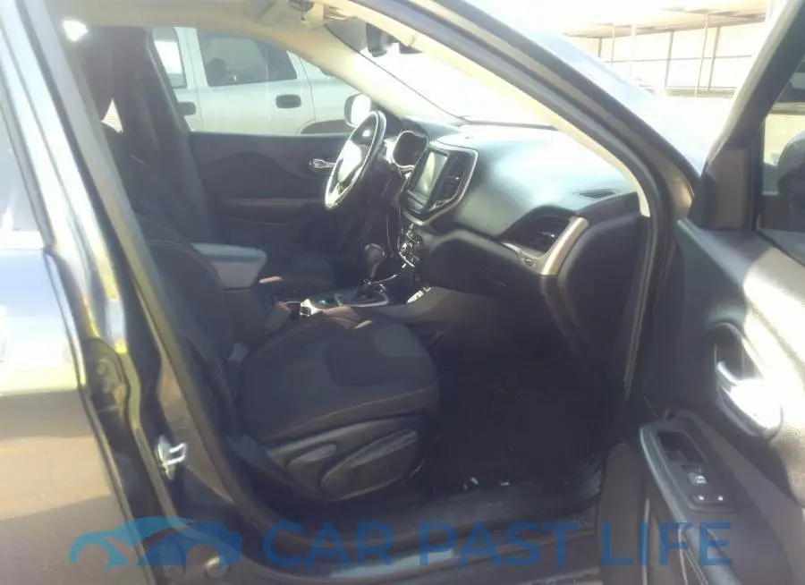1C4PJLCS3GW307499# 5