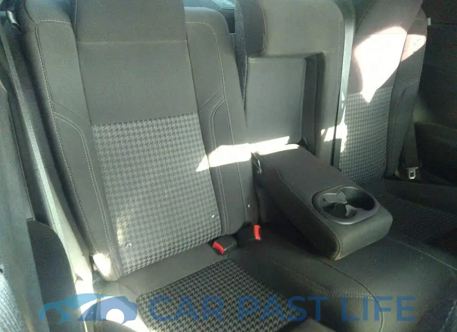 2C3CDZAT0FH839489# 8