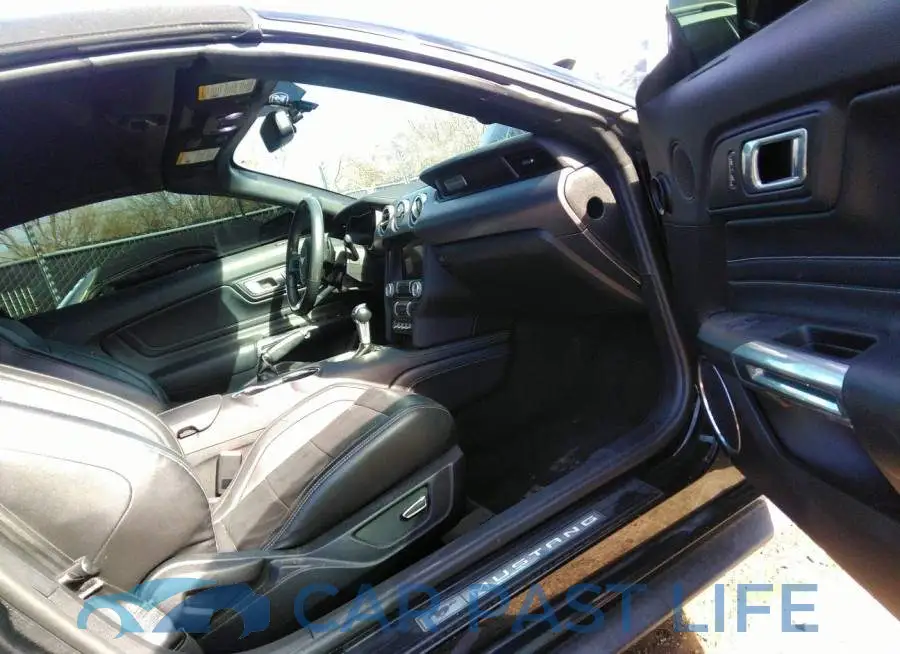 1FATP8UH7J5155940# 5