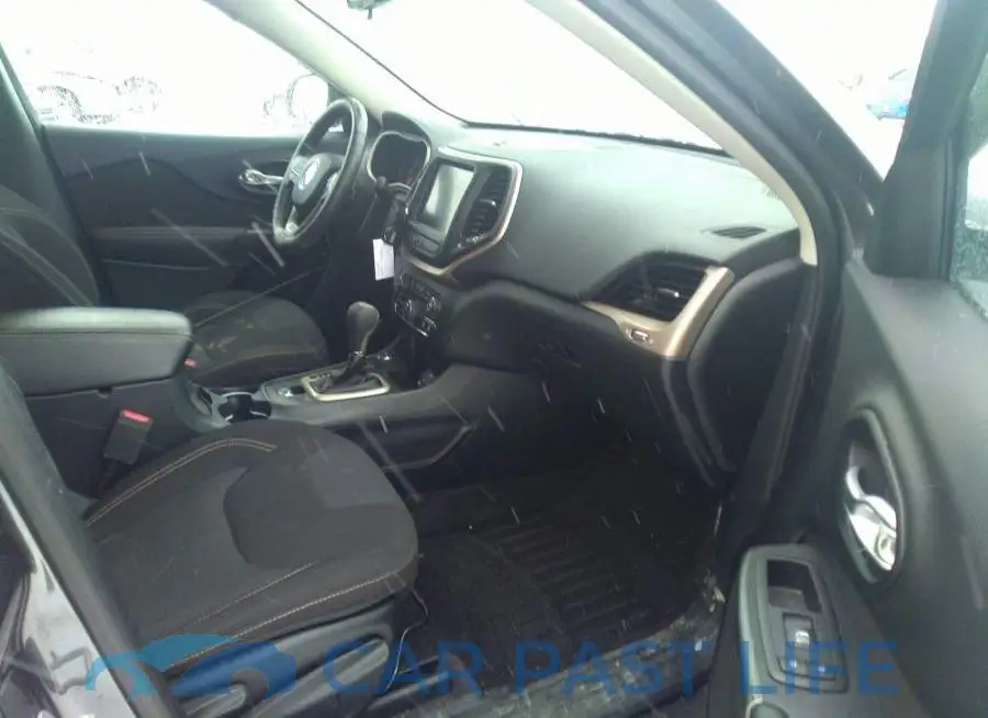 1C4PJMCS5GW328327# 5