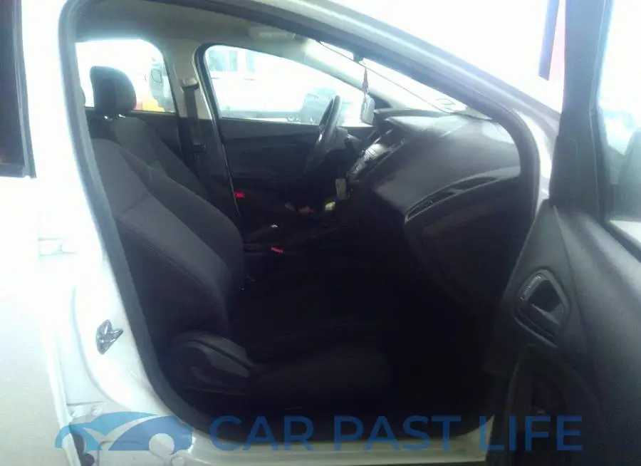 1FADP3E29JL216377# 5