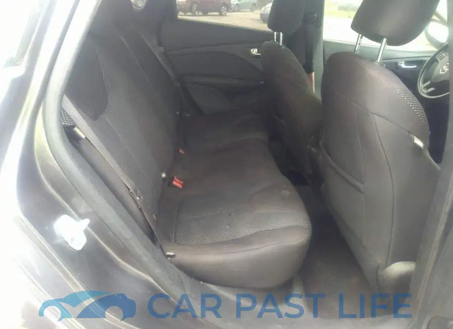 1C3CDFDH6ED857996# 8