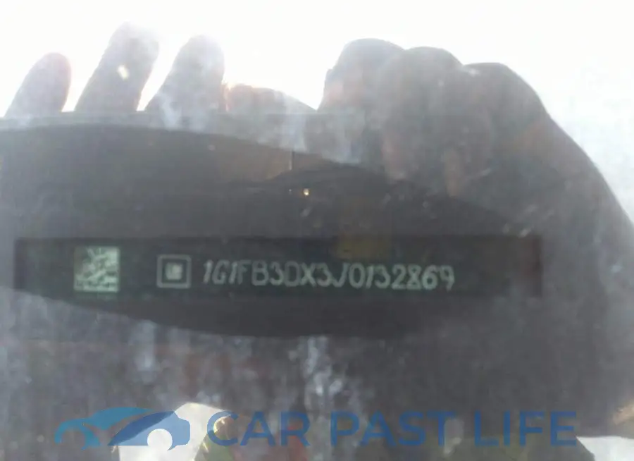 1G1FB3DX3J0132869# 9