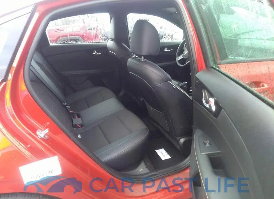 3KPF54AD6PE567271# 8