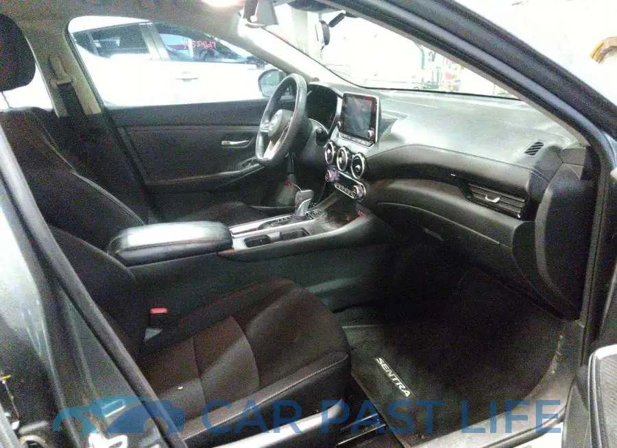 3N1AB8CV6MY243556# 5