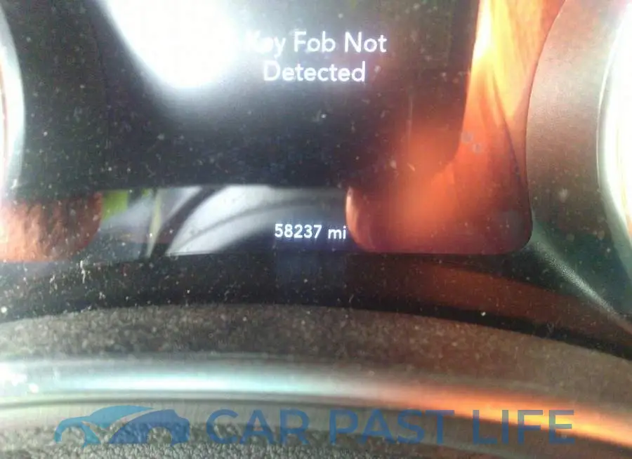 2C3CDXBGXKH711762# 7
