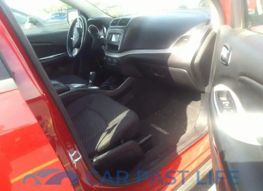 3C4PDCAB7DT530415# 5