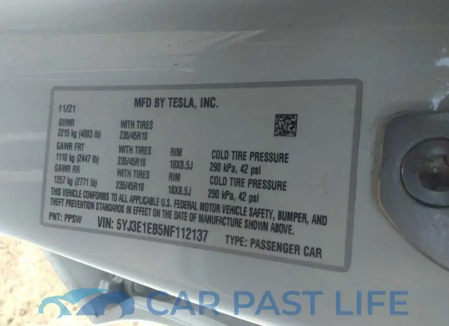 5YJ3E1EB5NF112137# 9