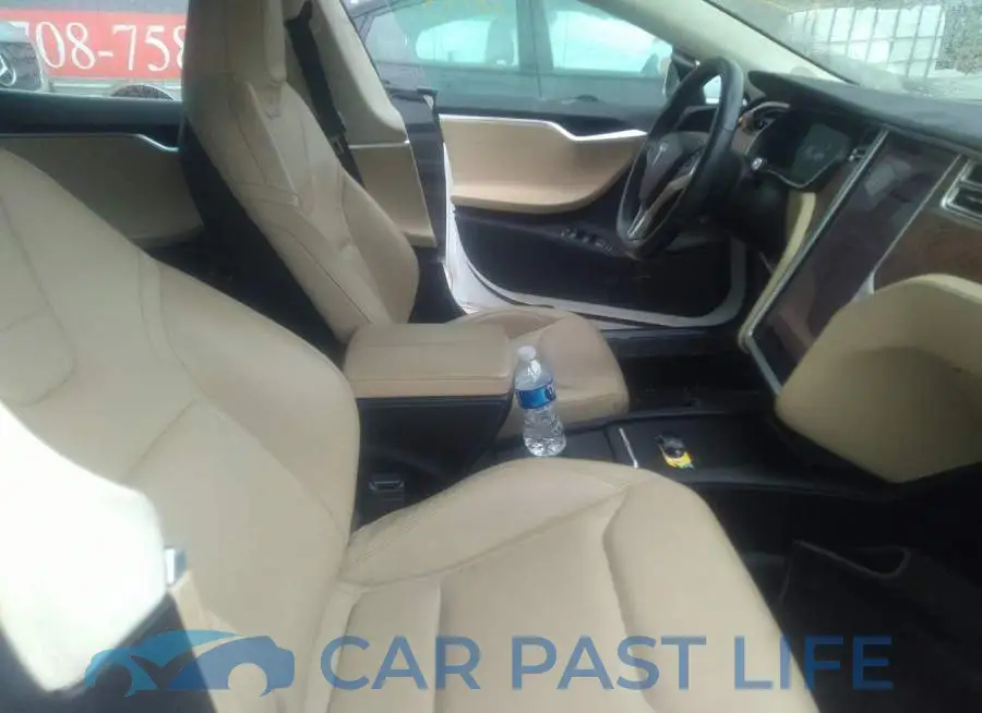 5YJSA1E22GF168885# 5