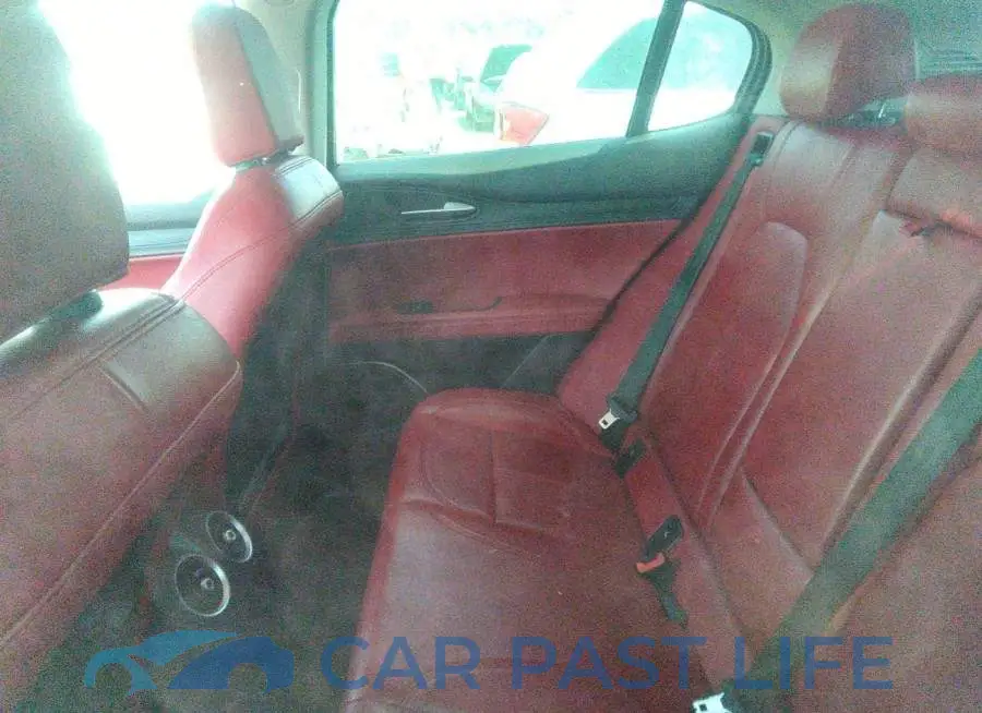ZASFAKAN6J7B75737# 8
